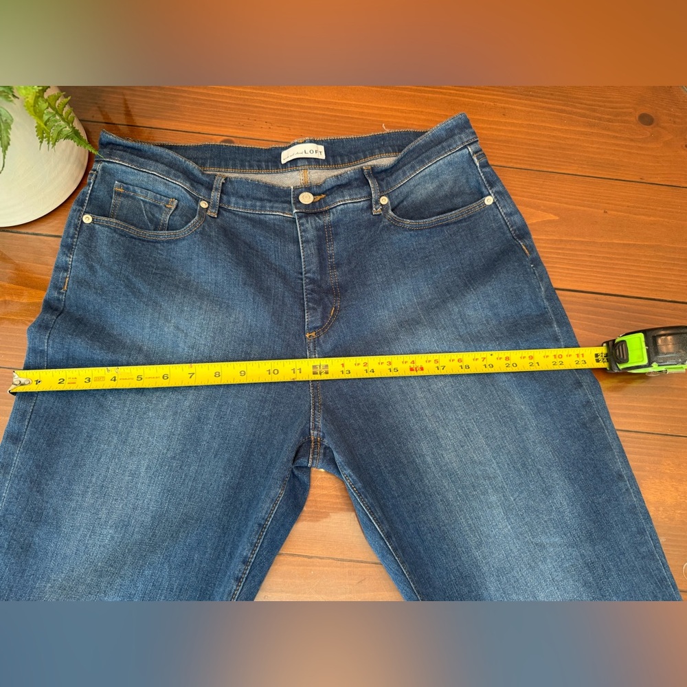 LOFT Women’s Denim Jeans Straight Leg with Stretch Size 12 or 31 - Picture 10 of 11